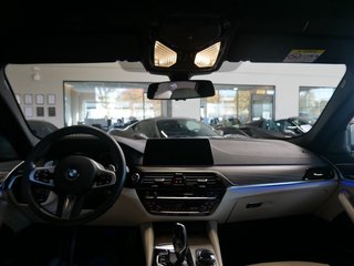 BMW 530 d M Luxury Line Massage Kamera Pano HK Standhzg. - bilder 9