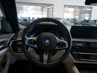 BMW 530 d M Luxury Line Massage Kamera Pano HK Standhzg. - bilder 10