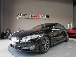 Tesla Model S Gebrauchtwagen Kaufen