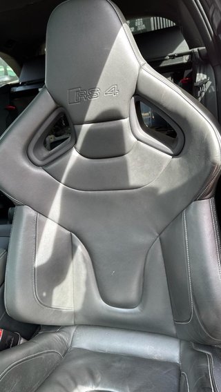 Audi RS 4 Avant 4.2 FSI quattro Voll Keramik Pano Sportsitze 1. Hd - bilder 14