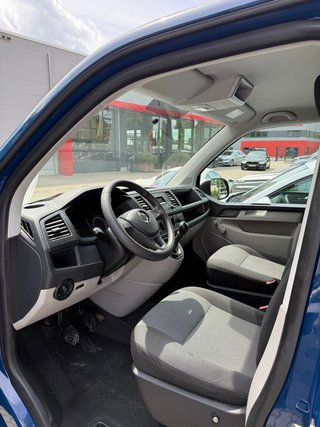 Volkswagen T6 Transporter Kasten-Kombi AHK aus 1. Hand! - bilder 13
