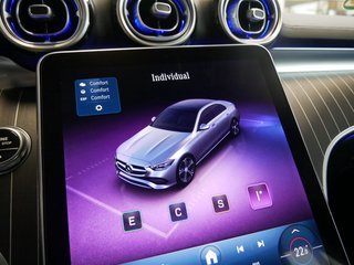 Mercedes-Benz C 300 d AMG Pano Navi LED DAB 360° Advanced - photo 53
