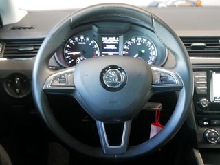 Skoda Octavia Combi Joy Green tec Navi DAB+ Bolero Sound - bilder 15