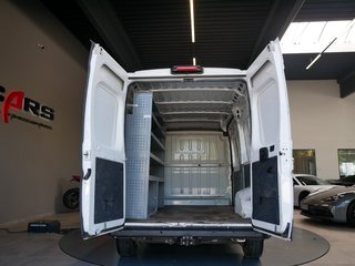 Peugeot Boxer Kasten Hochraum 435 L2H2 Premium BlueHDi 165 Stop&Start - bilder 23