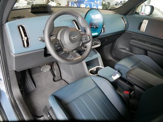 MINI Cooper E Countryman  BEV E Favoured Trim HUD LED DAB+ DCC Leder - bilder 13