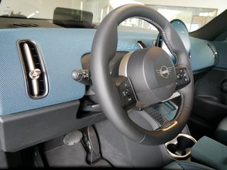 MINI Cooper E Countryman  BEV E Favoured Trim HUD LED DAB+ DCC Leder - bilder 14