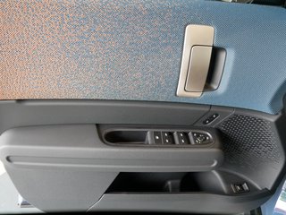 MINI Cooper E Countryman  BEV E Favoured Trim HUD LED DAB+ DCC Leder - bilder 19