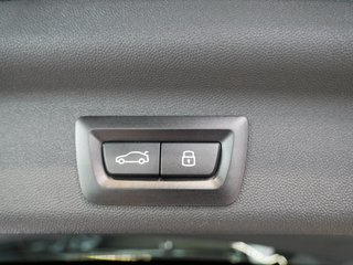 MINI Cooper E Countryman  BEV E Favoured Trim HUD LED DAB+ DCC Leder - bilder 30