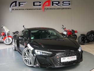 Audi R8 Coupe 5.2 RWD performance Keramik B&O - bilder 4
