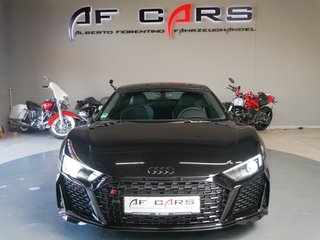 Audi R8 Coupe 5.2 RWD performance Keramik B&O - bilder 2