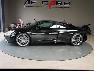 Audi R8 Coupe 5.2 RWD performance Keramik B&O - bilder 4
