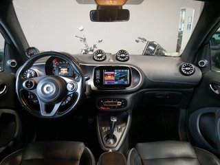 smart fortwo coupe BRABUS LED Navi JBL Kamera Pano - foto 13