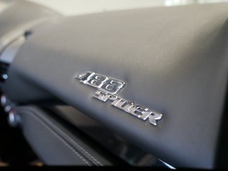 Ferrari 488 Spider Sport Abgas Kamera Carbon Lenkrad, Scuderia Embleme Daytona Seats - bilder 12