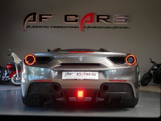 Ferrari 488 Spider Sport Abgas Kamera Carbon Lenkrad, Scuderia Embleme Daytona Seats - bilder 4