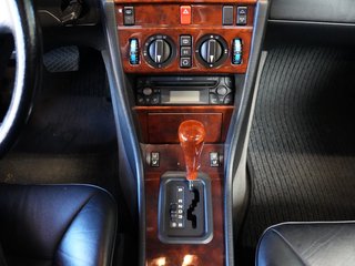Mercedes-Benz E 220 Cabrio Klima Leder Automaik Becker - bilder 13