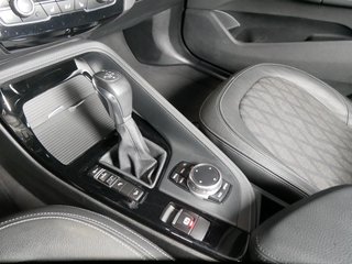 BMW X1 xDrive 20 i xLine AHK ACC LED Pano - bilder 12