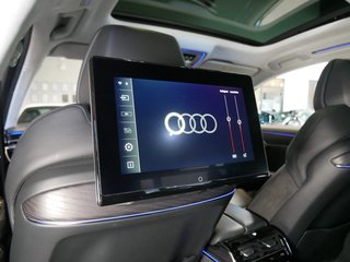 Audi A8 50 TDI L quattro Alcant Pano 360 Rear Seat - foto 19