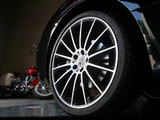 Mercedes-Benz E 350 d AMG Line MB 100 LED Pano 360° Burmester - bilder 9