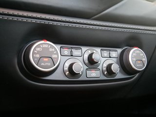 Ferrari 488 Spider Sport Abgas Kamera Carbon Lenkrad, Scuderia Embleme Daytona Seats - foto 24