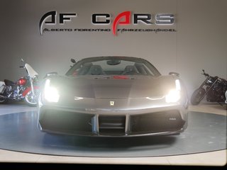 Ferrari 488 Spider Sport Abgas Kamera Carbon Lenkrad, Scuderia Embleme Daytona Seats - foto 7