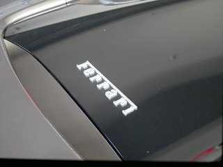 Ferrari 488 Spider Sport Abgas Kamera Carbon Lenkrad, Scuderia Embleme Daytona Seats - foto 8