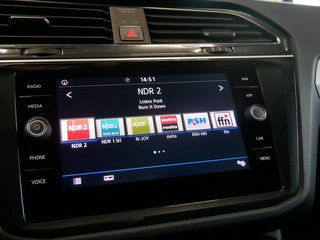 Volkswagen Tiguan Comfortline Business Paket Navi AHK - bilder 18
