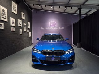 BMW 330 3 Touring M Sport/Pano/AHK/HARMAN KARDON