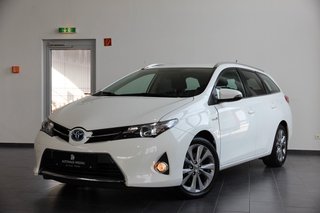 Toyota Auris Touring Sports Hybrid Life+