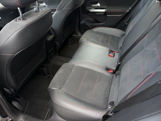 Mercedes-Benz B 250 e Pano SHZ Navi LED AMG 1.Hand Scheckheft - foto 14
