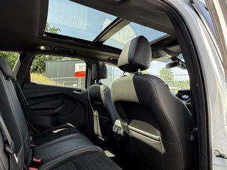 Ford Kuga ST-Line Pano Kamera Tempo LED 4x4 Winter - bilder 4