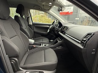 Skoda Karoq Ambition LED/RFK/SHZ/AHK/ACC/Navi/AppleCar - bilder 3