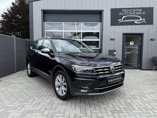 Volkswagen Tiguan Allspace Highline AHK PDC ACC Scheckheft LED