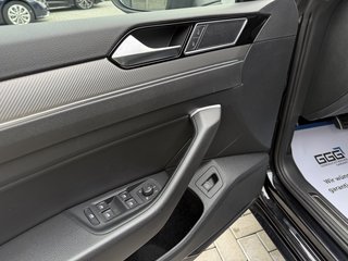 Volkswagen Arteon R-Line 4Motion ACC Standhz RFK LED Pano - foto 22