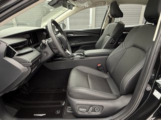 Toyota Camry Pano SHZ LED ACC RFK - photo 2