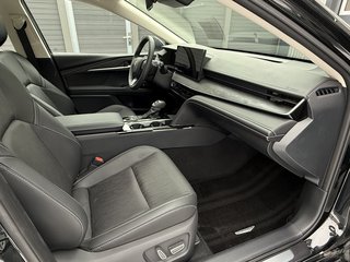 Toyota Camry Pano SHZ LED ACC RFK - photo 3