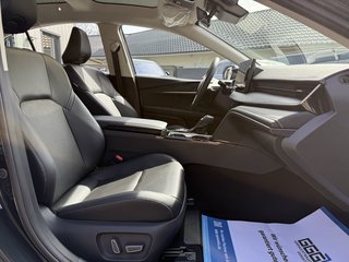 Toyota Camry Pano SHZ LED ACC RFK - bilder 5
