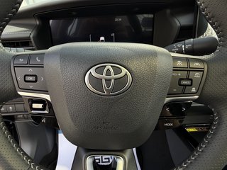 Toyota Camry Pano SHZ LED ACC RFK - bilder 14