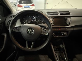 Skoda Fabia Style SHZ Kamera Klimaauto Navi 1.Hand - bilder 4