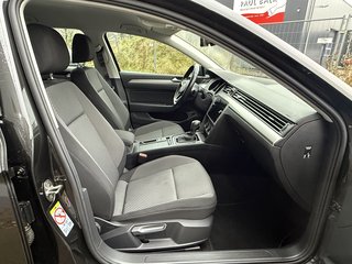 Volkswagen Passat Variant Basis LED/AppleCar/Navi/SHZ/ACC - bilder 7