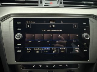 Volkswagen Passat Variant Basis LED/AppleCar/Navi/SHZ/ACC - bilder 12