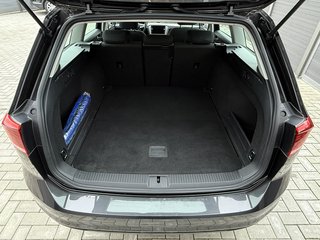 Volkswagen Passat Variant Basis LED AppleCar Navi SHZ ACC - bilder 7