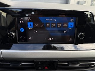 Volkswagen Golf VIII Life Tempo Kamera SHZ LED AppleCar - foto 16