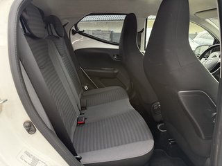 Toyota AYGO Kamera LED Scheckheft. 1.Hand - photo 11