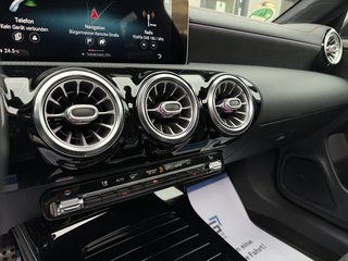 Mercedes-Benz CLA 200 Shooting Brake Scheckheft AMG Pano LED AppleCaTempo RFK - bilder 26