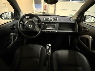 smart fortwo coupe SHZ Navi Servo Klimaauto Scheckheft - foto 2