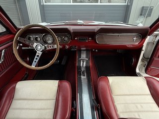 Ford Mustang Hardtop Coupe - bilder 3