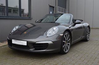 Porsche 991 Carrera Cabrio PDK  PZ SH 20 Zoll PASM