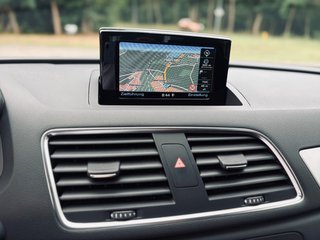 Audi Q3 S tronic+Bi-Xenon+Navi+SHZ+PDC+1.Hand+Keyless - bilder 3