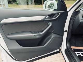 Audi Q3 S tronic+Bi-Xenon+Navi+SHZ+PDC+1.Hand+Keyless - bilder 14