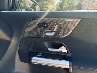Mercedes-Benz GLA 220 4M AMG+Multibeam+Carbon+Kamera+Memory+19 - bilder 11